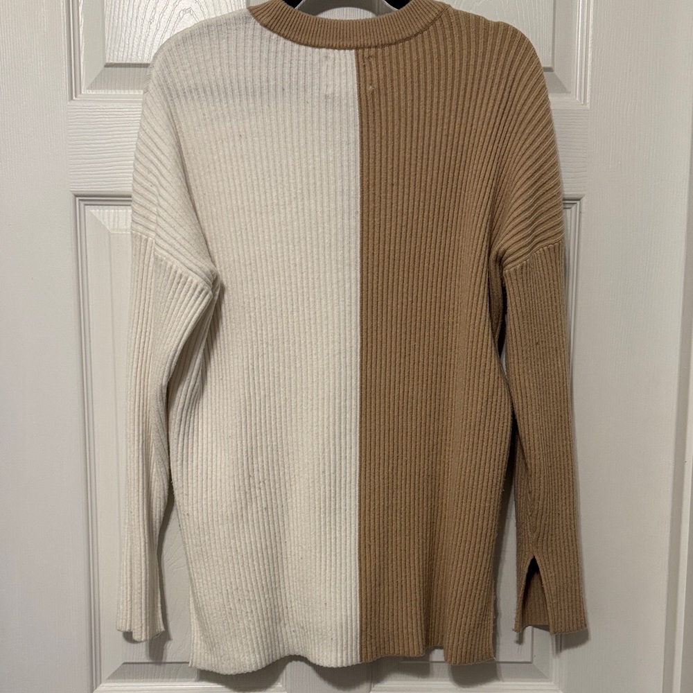 Abercrombie & Fitch Two-Tone Crewneck Sweater - Tan and Cream - Picture 6 of 6